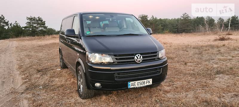 Минивэн Volkswagen Caravelle 2010 в Днепре