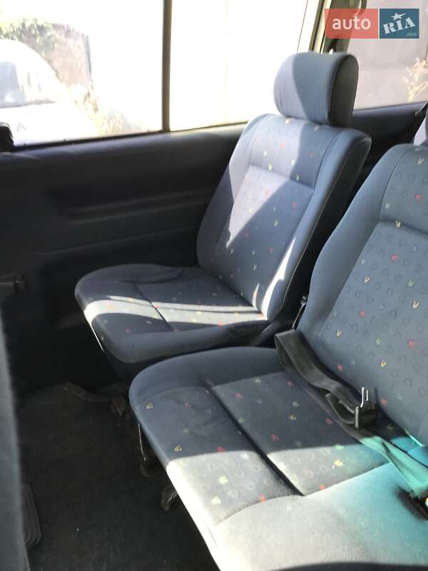 Минивэн Volkswagen Caravelle 1999 в Киеве