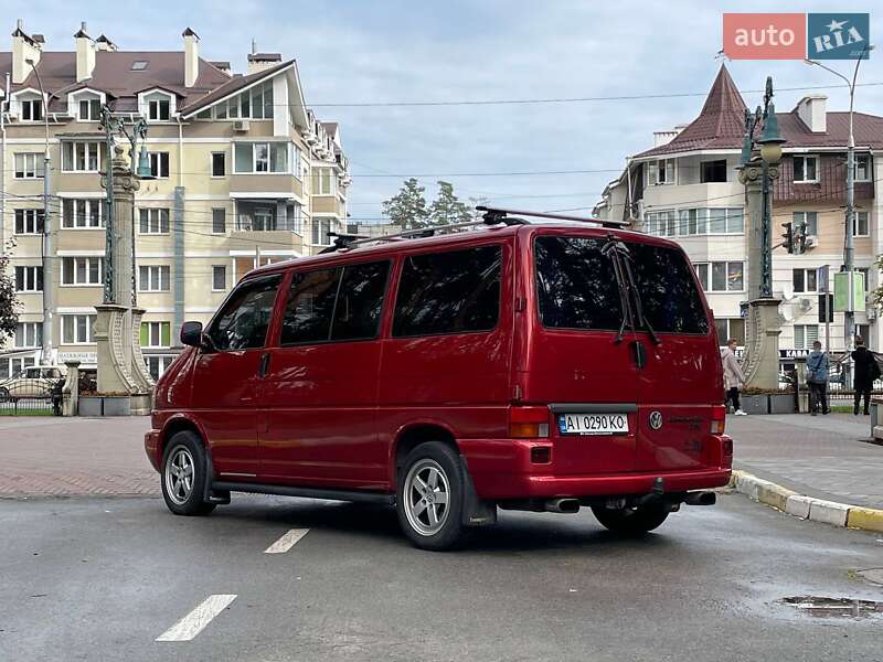 Мінівен Volkswagen Caravelle 2003 в Ірпені