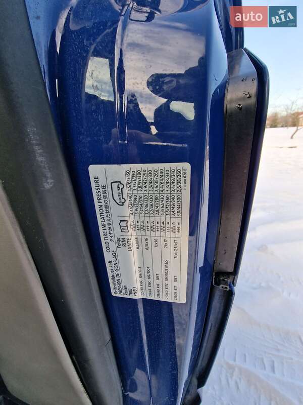 Минивэн Volkswagen Caravelle 2008 в Львове