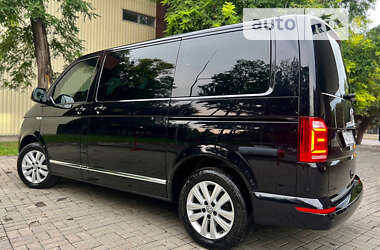 Мінівен Volkswagen Caravelle 2017 в 