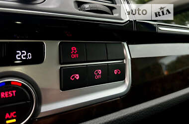 Мінівен Volkswagen Caravelle 2017 в 