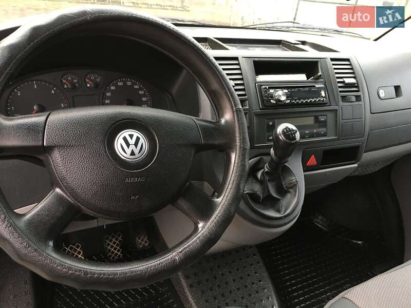 Мінівен Volkswagen Caravelle 2009 в Івано-Франківську