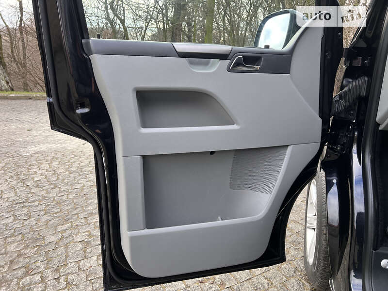 Минивэн Volkswagen Caravelle 2014 в Каменец-Подольском фото 24 Минивэн Volkswagen Caravelle 2014 в Каменец-Подольском