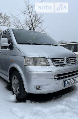 Минивэн Volkswagen Caravelle 2004 в Киеве