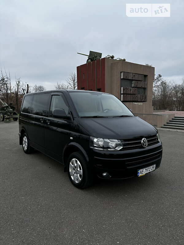 Мінівен Volkswagen Caravelle 2013 в Кривому Розі