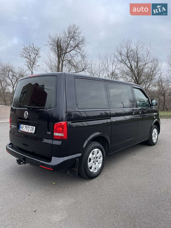 Минивэн Volkswagen Caravelle 2013 в Кривом Роге