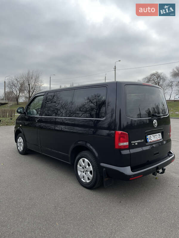 Минивэн Volkswagen Caravelle 2013 в Кривом Роге