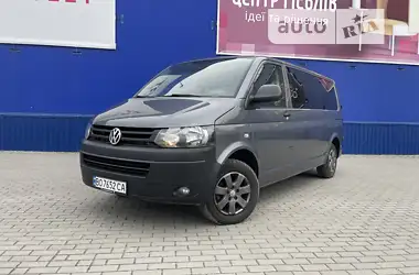 Volkswagen Caravelle 2015