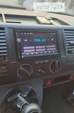 Минивэн Volkswagen Caravelle 2004 в 