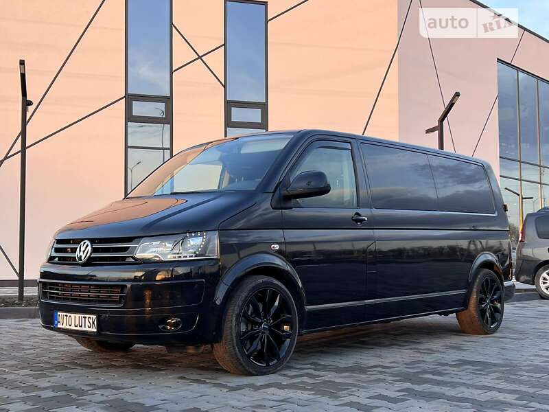 Минивэн Volkswagen Caravelle 2014 в Луцке