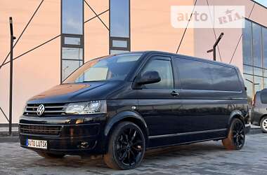 Volkswagen Caravelle 2014