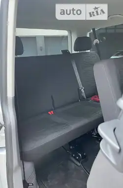 Volkswagen Caravelle 2021