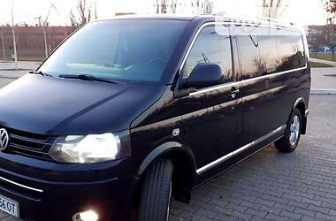 Volkswagen Caravelle 2011