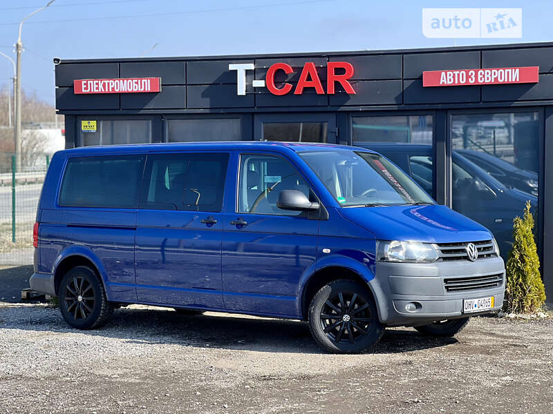 Минивэн Volkswagen Caravelle 2011 в Тернополе