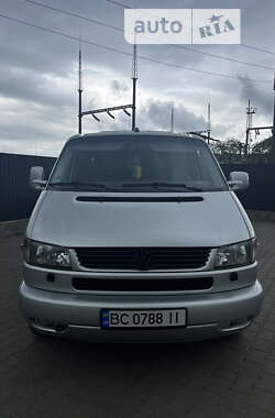 Минивэн Volkswagen Caravelle 2003 в Сколе