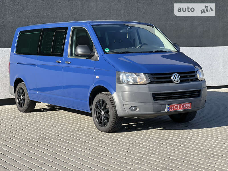 Минивэн Volkswagen Caravelle 2011 в Тернополе