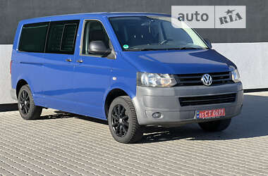 Volkswagen Caravelle 2011