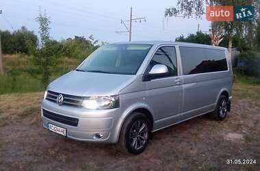 Volkswagen Caravelle 2013 Volkswagen Caravelle 2013