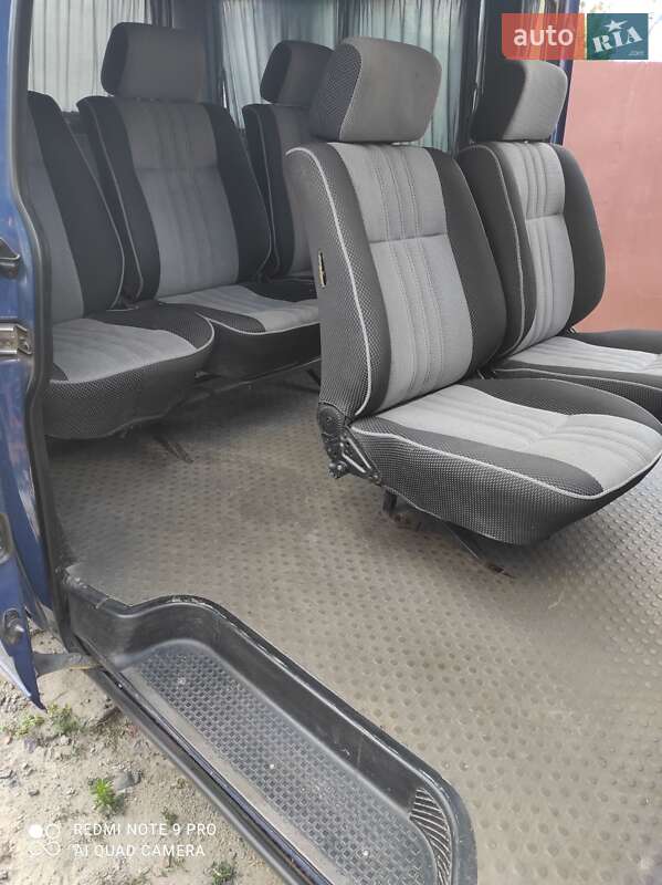 Минивэн Volkswagen Caravelle 2003 в Василькове