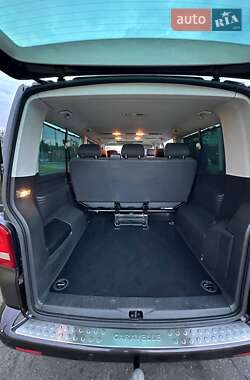Минивэн Volkswagen Caravelle 2011 в 