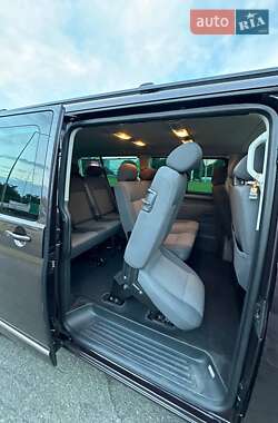 Минивэн Volkswagen Caravelle 2011 в 