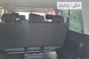 Минивэн Volkswagen Caravelle 2017 в Киеве