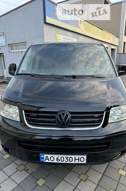 Мінівен Volkswagen Caravelle 2005 в Мукачевому