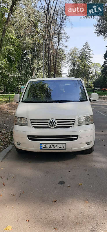 Минивэн Volkswagen Caravelle 2005 в Черновцах