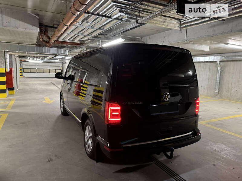 Мінівен Volkswagen Caravelle 2017 в Львові