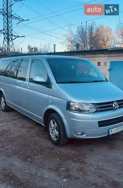 Минивэн Volkswagen Caravelle 2015 в Киеве