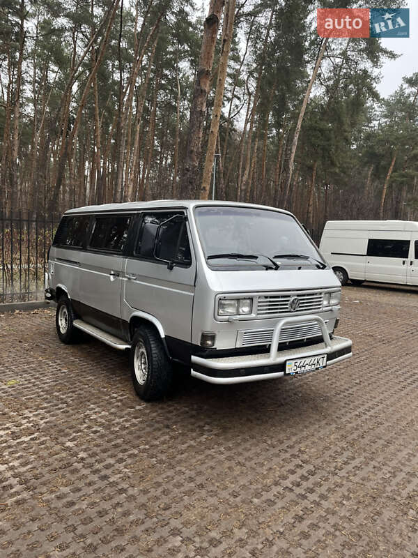 Минивэн Volkswagen Caravelle 1991 в Киеве