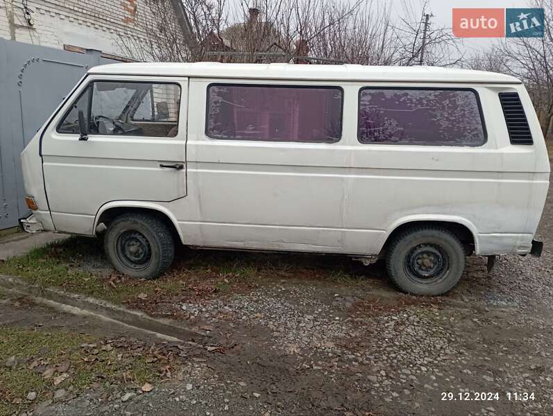 Минивэн Volkswagen Caravelle 1987 в Сумах