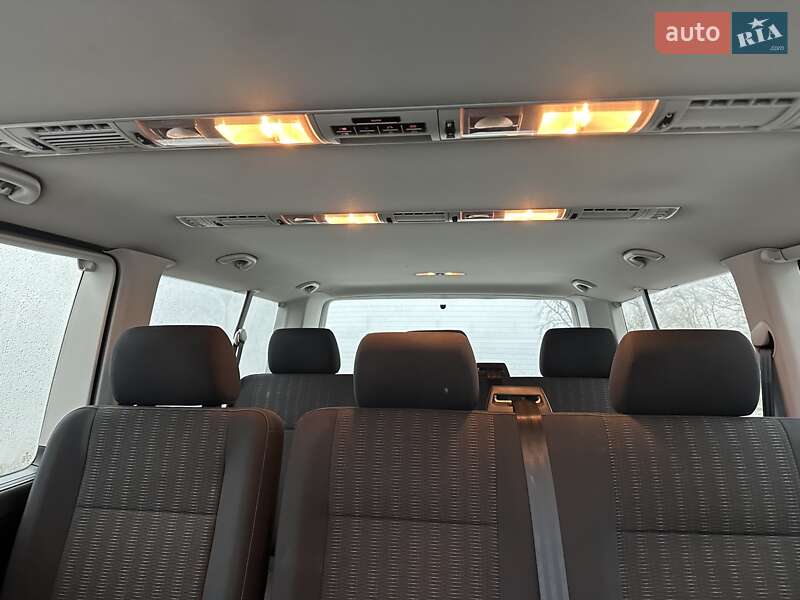 Минивэн Volkswagen Caravelle 2019 в Днепре