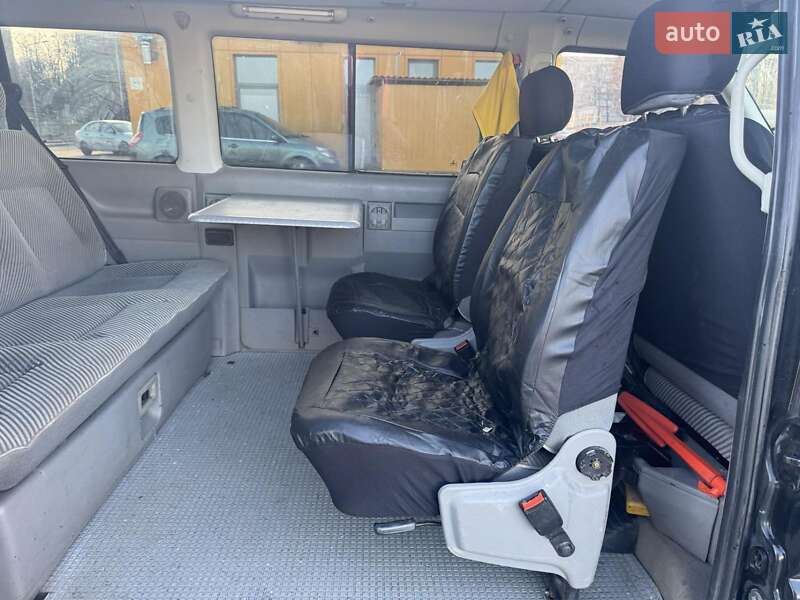 Минивэн Volkswagen Caravelle 1998 в Ровно