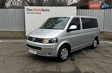 Volkswagen Caravelle 2014