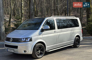 Volkswagen Caravelle 2012 Volkswagen Caravelle 2012
