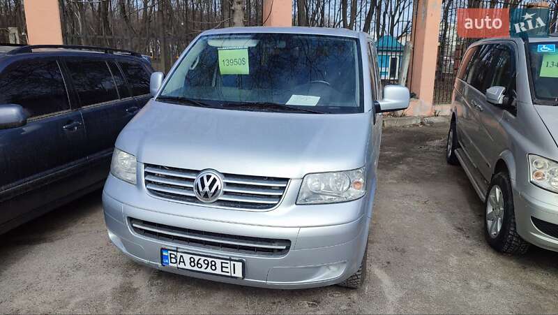 Volkswagen Caravelle 2008