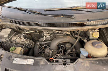 Минивэн Volkswagen Caravelle 2011 в 