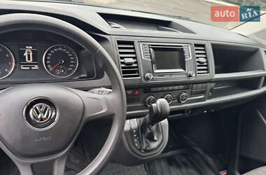 Минивэн Volkswagen Caravelle 2018 в 