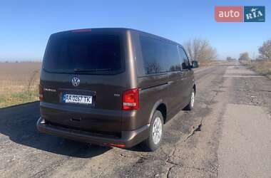 Мінівен Volkswagen Caravelle 2015 в 