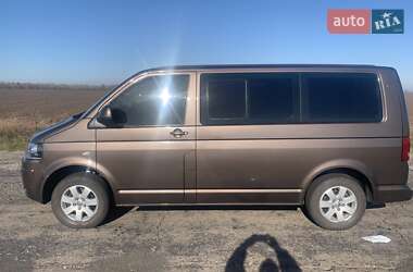 Мінівен Volkswagen Caravelle 2015 в 