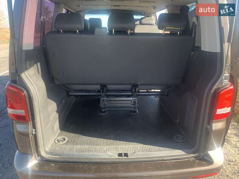 Мінівен Volkswagen Caravelle 2015 в Києві