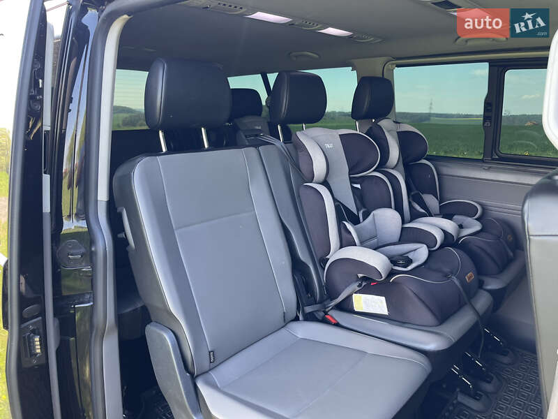 Минивэн Volkswagen Caravelle 2020 в Ровно