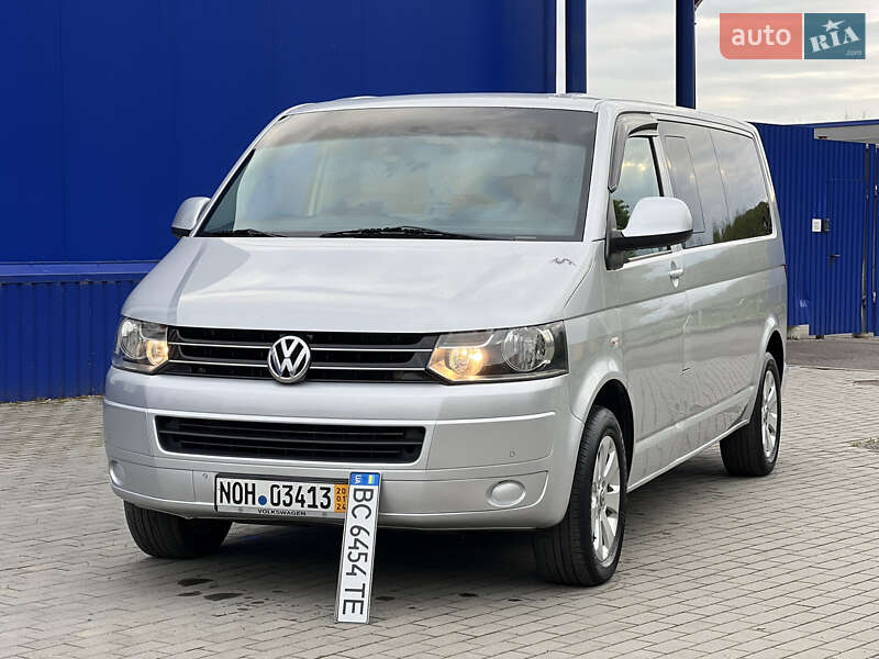 Volkswagen Caravelle 2010