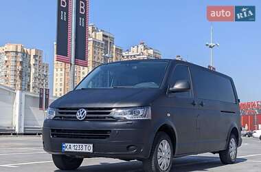 Минивэн Volkswagen Caravelle 2013 в Киеве