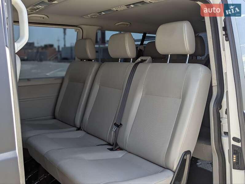 Минивэн Volkswagen Caravelle 2013 в Киеве фото 19 Минивэн Volkswagen Caravelle 2013 в Киеве