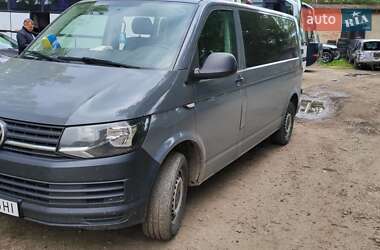 Мінівен Volkswagen Caravelle 2017 в Івано-Франківську