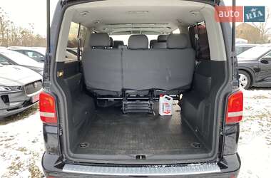 Минивэн Volkswagen Caravelle 2013 в 