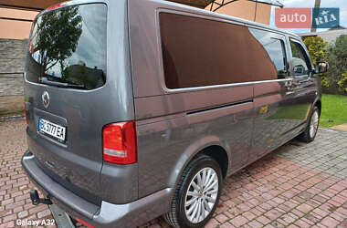 Минивэн Volkswagen Caravelle 2013 в 